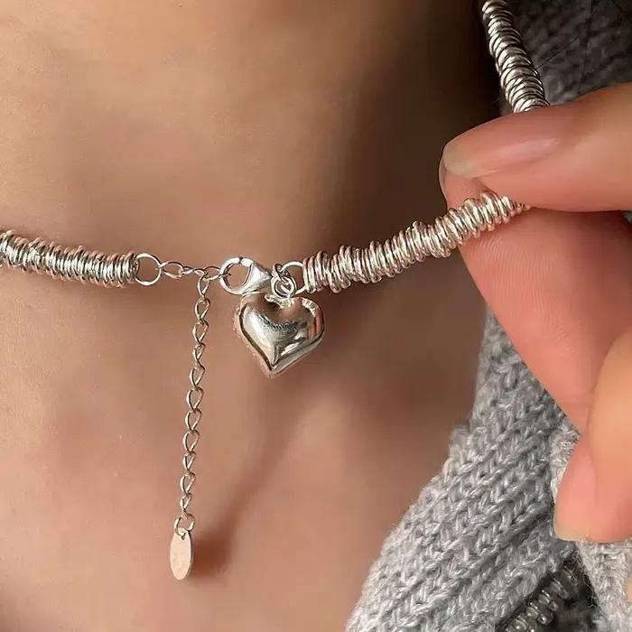 Collier couleur argent pour femmes, chaîne asymétrique élégante, chaîne en forme de cœur, bijoux de mariée, cadeaux pour amoureux