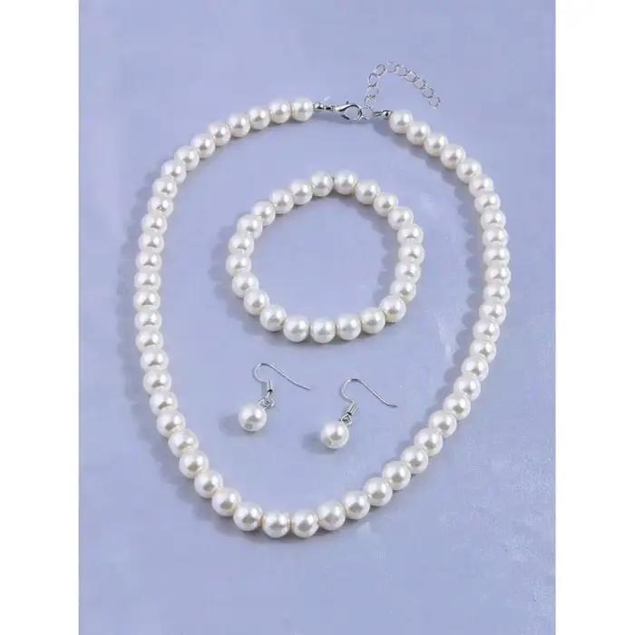 Ensemble de bijoux en fausses perles (collier, bracelet, boucles d'oreilles) – 4 pièces – Cadeau élégant pour les fêtes.