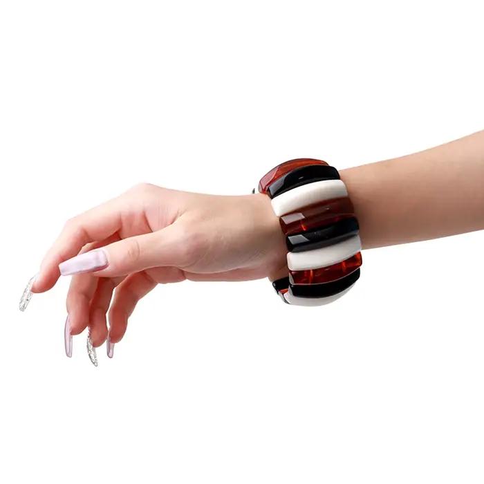 Bohomia – Bracelet géométrique épais empilable pour femmes, Design acrylique, style Boho, perles de prisme triangulaire élastique, bijoux 2025