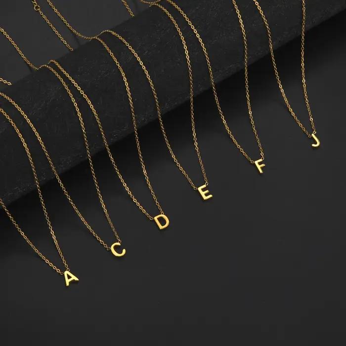 Collier en acier inoxydable avec lettre initiale pour femmes, cadeau anniversaire, bijou ras du cou pour occasions spéciales