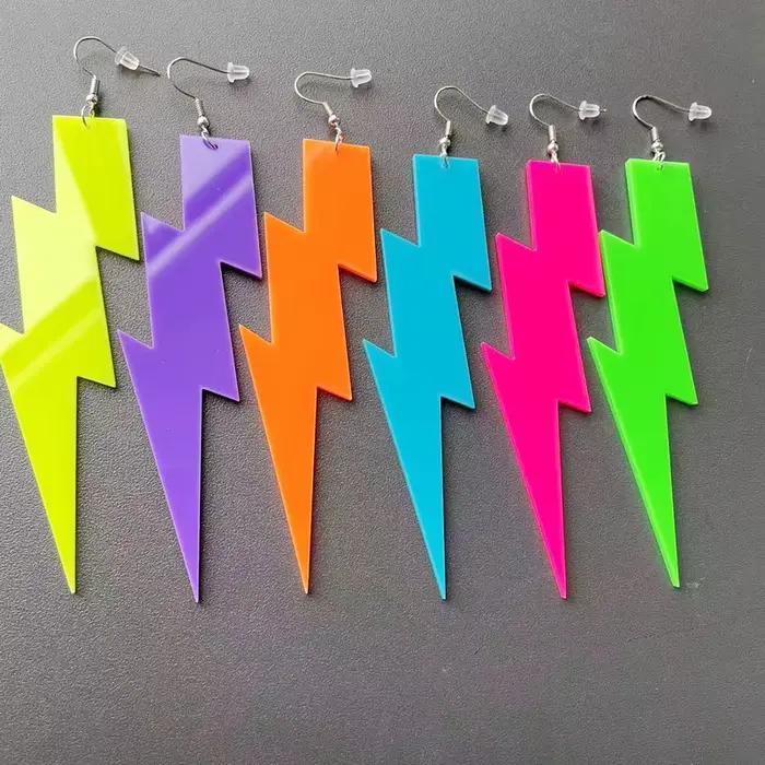 Boucles d'oreilles néon éclatantes pour femmes, pendentifs rétro exagérés couleur bonbon, en acrylique, accessoires lumineux pour tenues de soirée