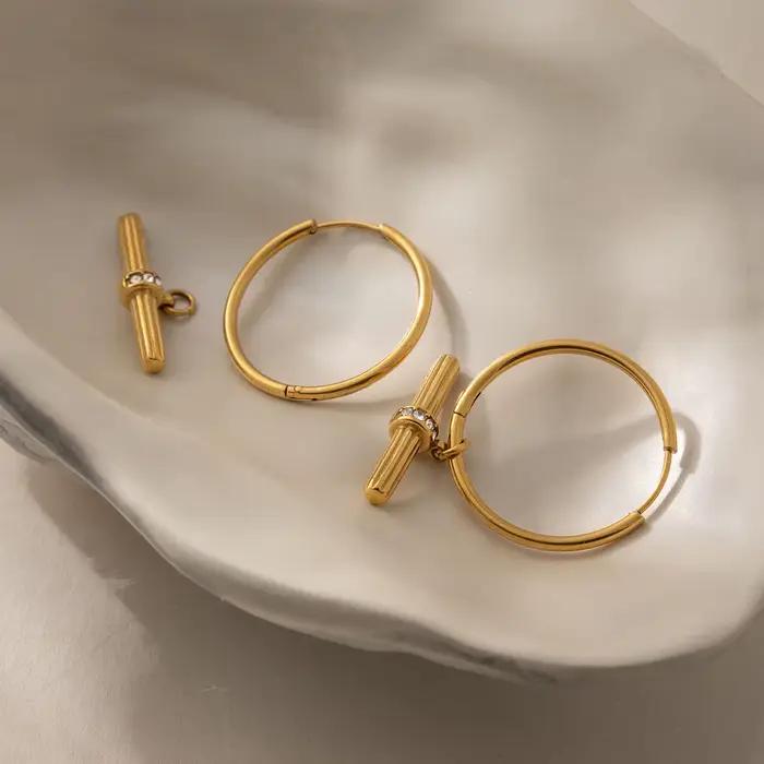 Boucles d'oreilles pendantes Zora Classic Zircon T Bar pour femmes, minimalistes, plaquées or 18 carats, en acier inoxydable, bijoux détachables tendance