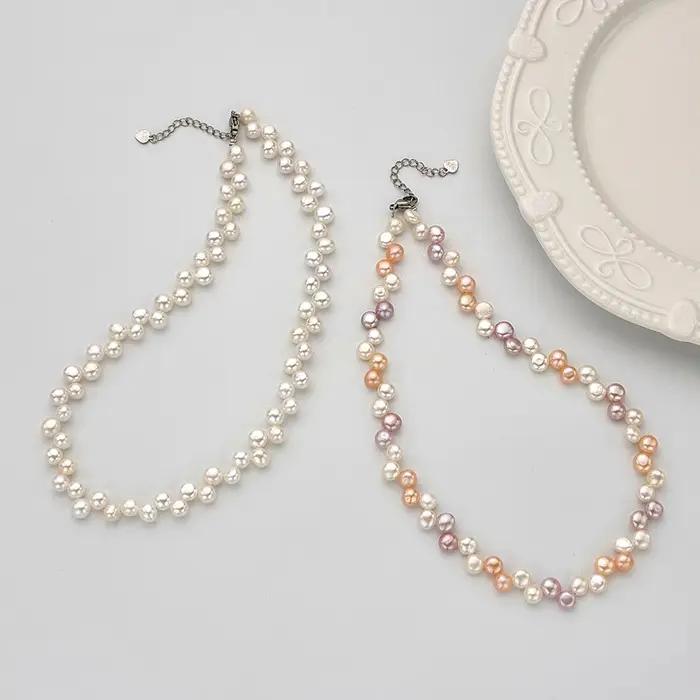 Collier ras du cou en perles d'eau douce naturelles pour femmes et filles cadeau exquis et populaire bijoux en perles à trois et à sept trous occassions spéciales