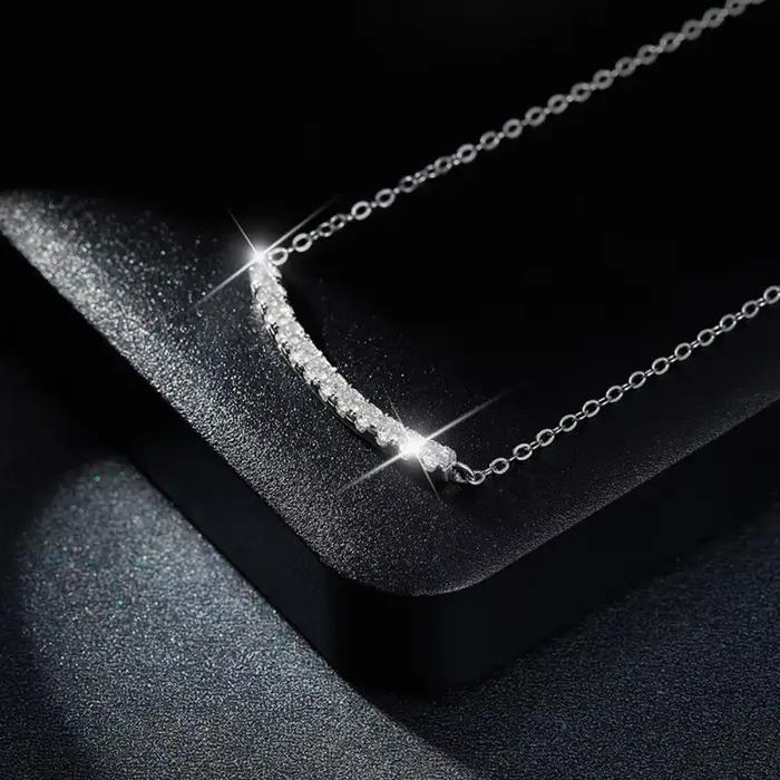 M-JAJA Moissanite sourire pendentif collier diamant collier pour femmes 18K plaqué or S925 en argent Sterling fête bijoux fins cadeau