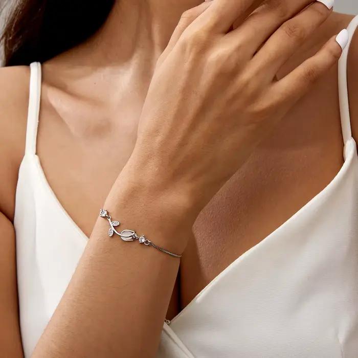 Bracelet en forme de tulipe pour femmes, exquis, en Zircon brillant, opale, Rose, breloque réglable, bijoux de fête de mariage, cadeau d'amitié