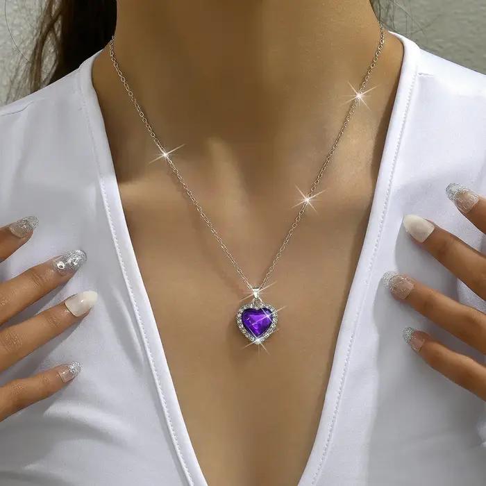 Collier Pendentif Coeur Garni De Strass Unisexe Pour Occasions Spéciales Et Style Décontracté Polyvalent