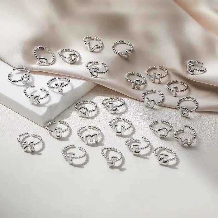 HECHENG, Grosses Lettres A-Z Initiales Bague Couple Anneau En Laiton Métal 18K Plaqué Or Matériel Bi