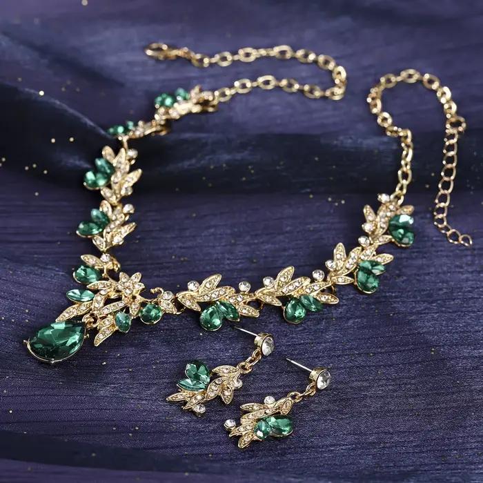 Ensemble collier et boucles d'oreilles de mariée en strass de luxe