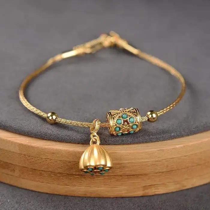 Lotus turquoise incrusté d'artisanat en or ancien