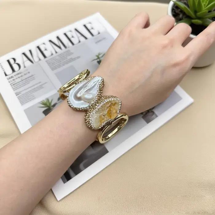 Bracelet en perles d'eau douce baroques naturelles avec cristal de citrine personnalisé pour femmes occasions spéciales style classique