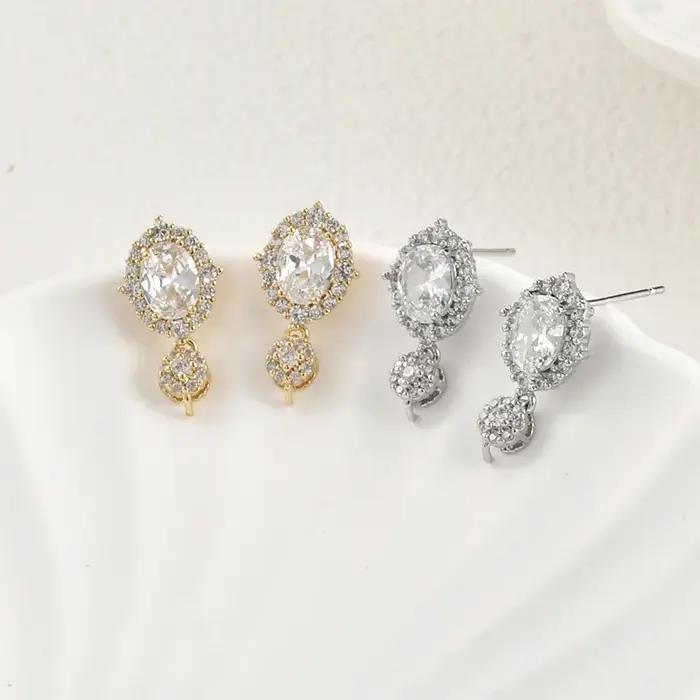 Boucles doreilles clous en perles brillantes plaquées or 14 carats pour femmes occasions speciales elegance et classe