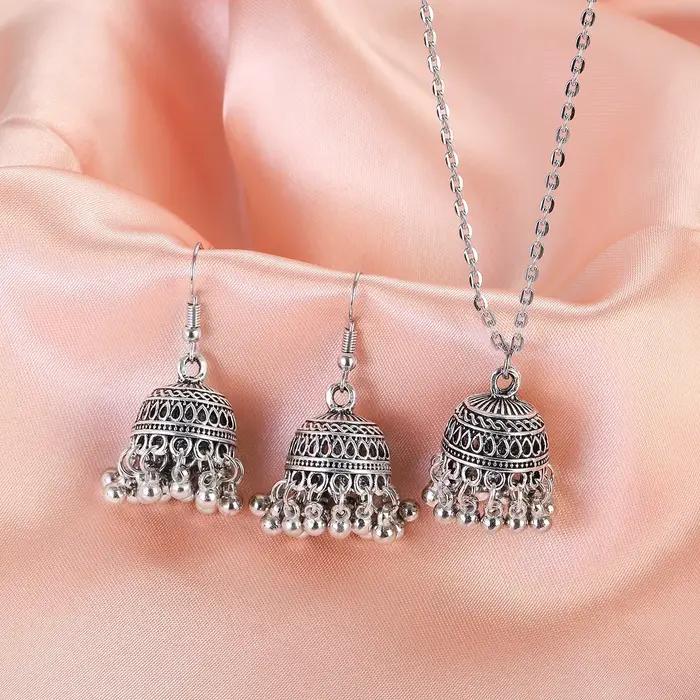 Ensemble de bijoux de mariage ethnique indien pour femmes avec collier et boucles d'oreilles en alliage de zinc, style bohème cloches sculptées pour occasions spéciales
