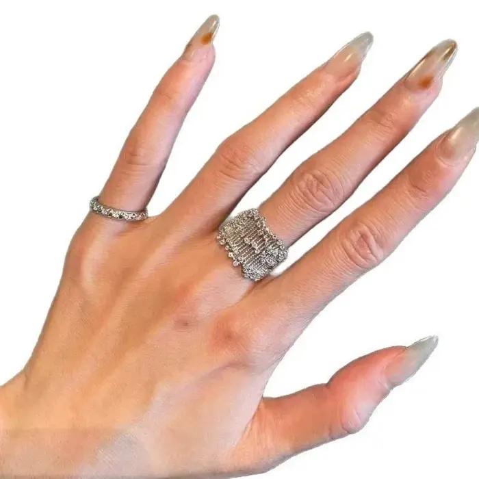 Bague en dentelle de luxe à strass étincelants pour femmes occasion spéciale cadeau Saint-Valentin alliance mariage
