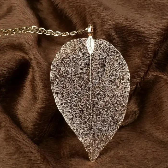 Collier en feuille naturelle véritable plaqué argent pour femmes occassions spéciales vintage élégant à offrir pour mère filles dames amies
