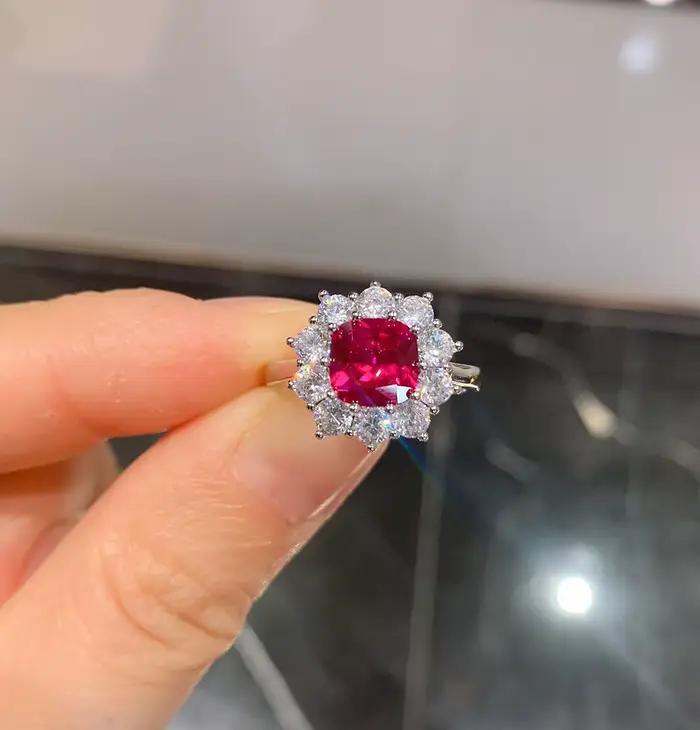 Ensemble de bijoux de mariage complet avec collier boucles d'oreilles et bague en émeraude et rubis géométriques pour femme