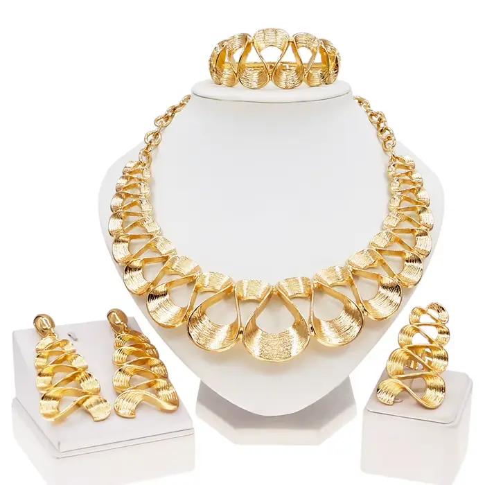 Ensemble de bijoux plaqué or pour femme collier pendentif rond bracelet brillant boucles doreilles bague mariage polyvalent
