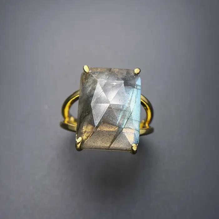 Bague Labradorite naturelle élégante or jaune 18 carats grande pierre goutte d'eau pour femmes occasions spéciales anniversaires cadeaux bijoux à la mode