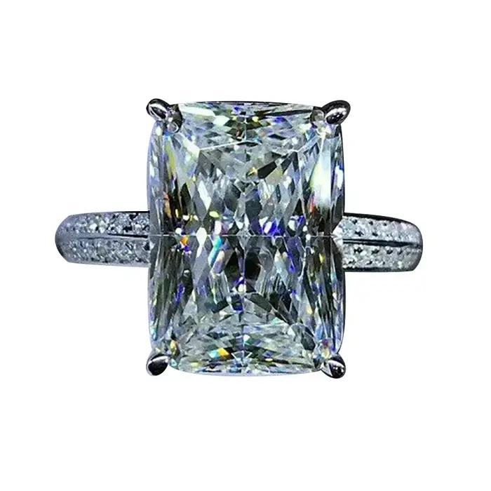 Bague Vintage en or blanc 18 carats avec diamant