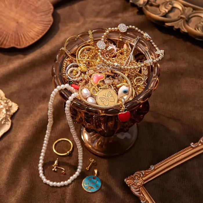 Coffret Cadeau Pot à Bijoux Vintage – Pot à Bijoux Mystère pour Femme – Ensemble de Bijoux Mixtes Surprise avec Colliers, Boucles d'Oreilles et Bagues pour Elle