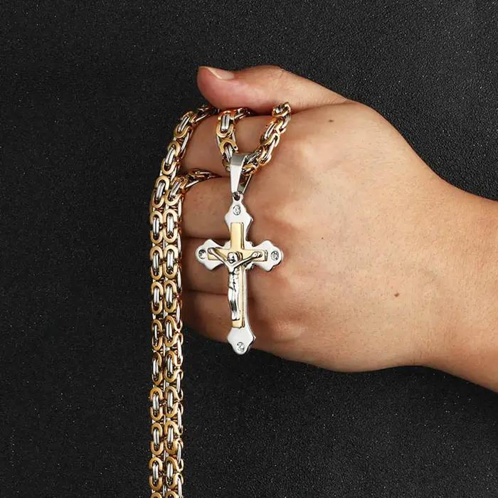 Collier pendentif croix de jésus Crucifix chrétien avec cristal
