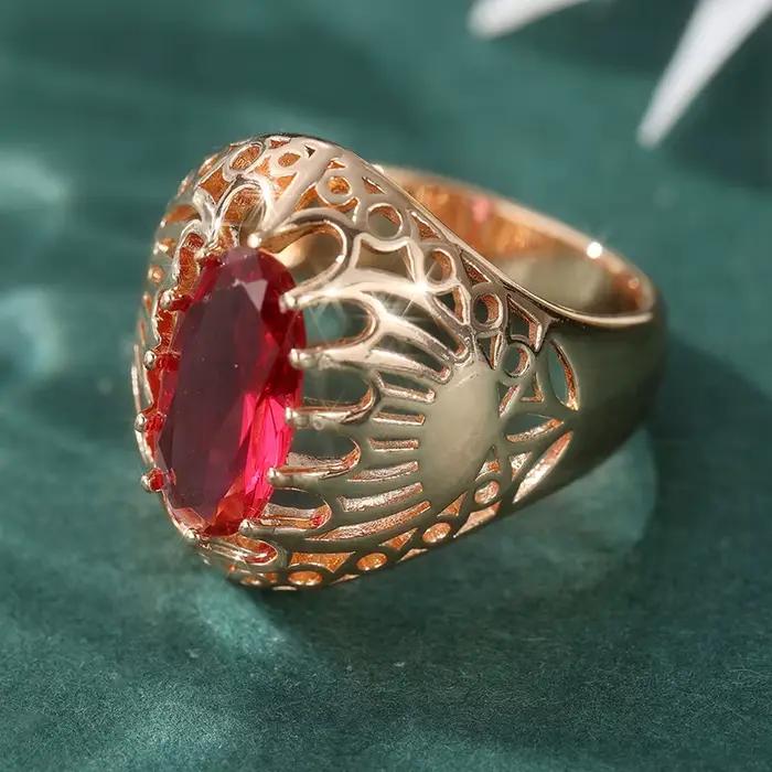 Bague vintage pour femme incrustée de CZ rouge, couleur or tendance, gravée à la main, motif géométrique, pour usage quotidien, bijoux de fête, cadeau d'anniversaire