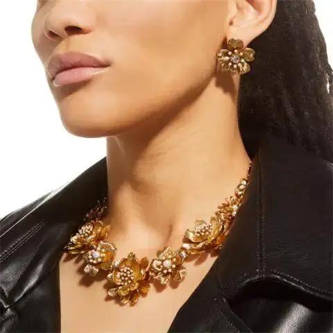 Nouveau Collier Femme en Émail à Motif Floral