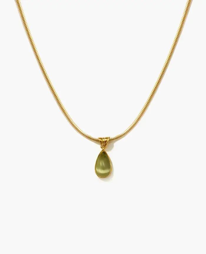 Collier pendentif délicat plaqué or pour femme. Avec larme en pierre verte naturelle. Bijoux pour tous les jours et fêtes