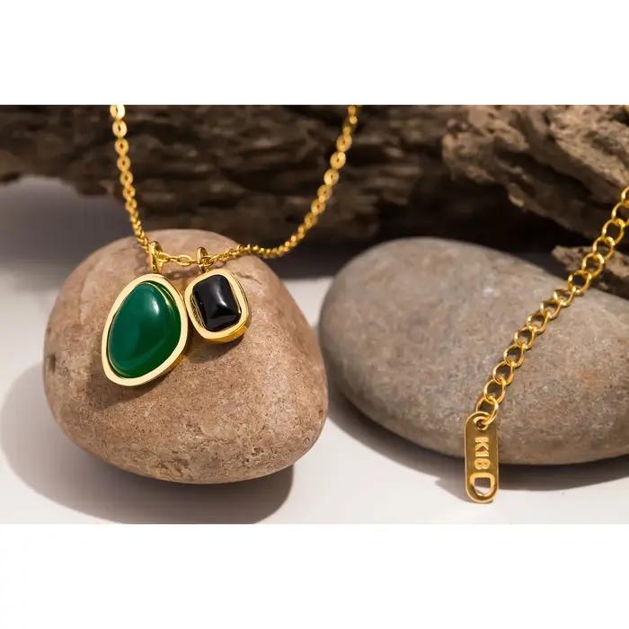 Collier à double pendentif en pierre précieuse émeraude et noire pour femmes