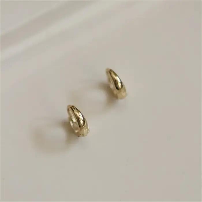 Boucles doreilles geometriques argent sterling 925 plaquees or 14k pour femmes occasions speciales elegance distinction