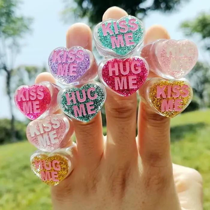 FishSheep – bagues coréennes transparentes en acrylique à paillettes pour femmes, bijoux de fête en résine transparente colorée avec lettres en forme de cœur