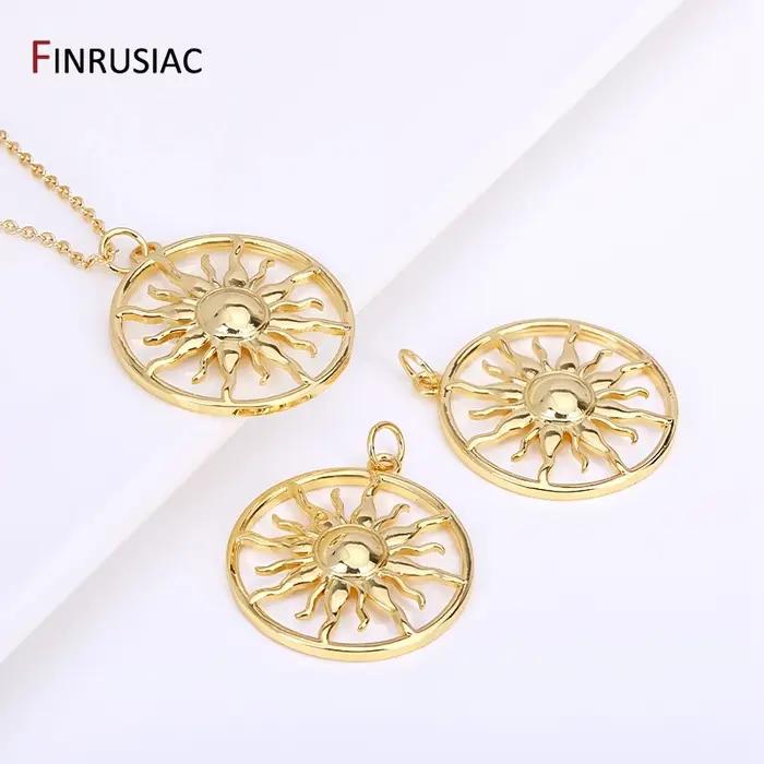 Breloques soleil rondes plaquées or 14K