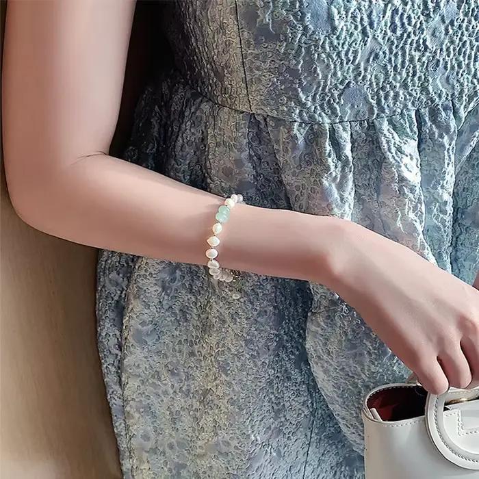 Bracelet à pendentif en perles d'imitation tendance pour femmes, bijoux de haute qualité, réglable, cadeau