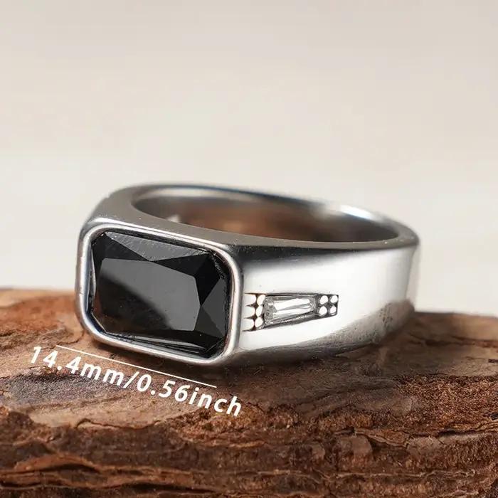 Bague signet en acier inoxydable style rétro avec pierres précieuses artificielles pour femmes et hommes occasions spéciales elegance vintage modernité