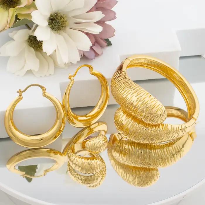 Ensemble de bijoux éthiopiens en or pour dames, bracelet à main et bague de cocktail, design rétro, fête brésilienne, document, 2 pièces