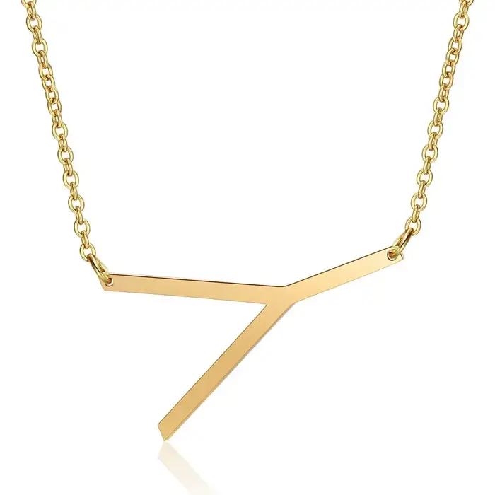 Collier en acier inoxydable avec 26 lettres anglaises