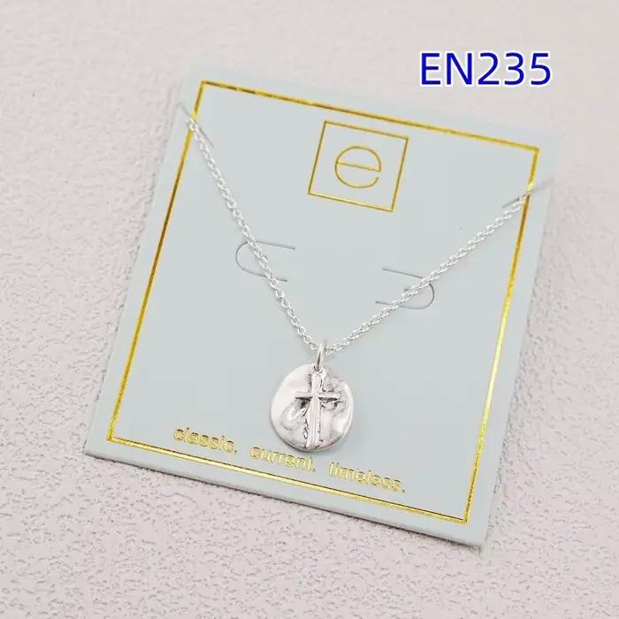 VKVVA bijoux de mode 16 pouces plaqué or classique croix argent plaqué pendentif collier pour les femmes cadeaux d'anniversaire, cadeau Unique