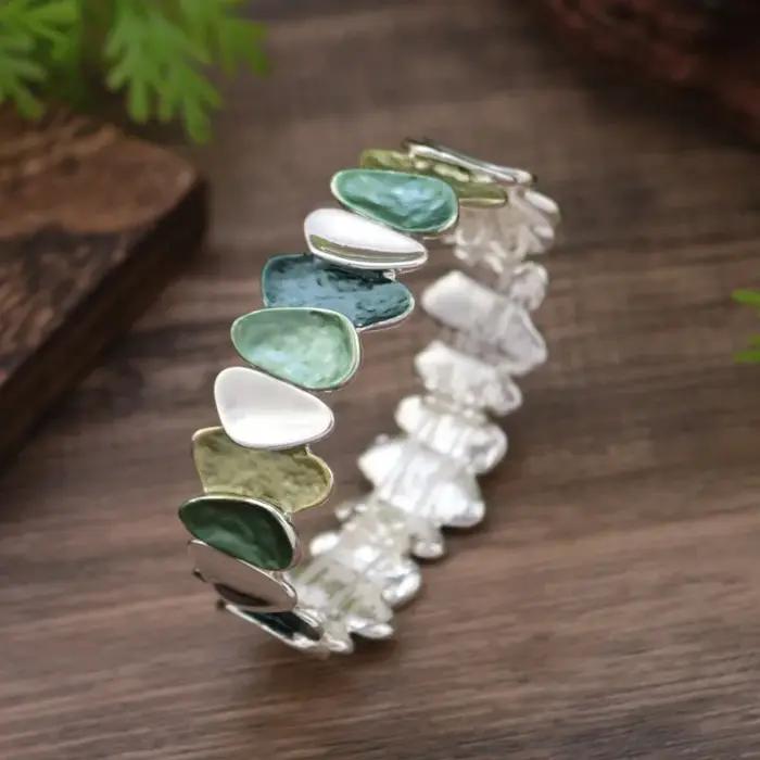 Bracelet élastique à pétales géométriques de couleur émail