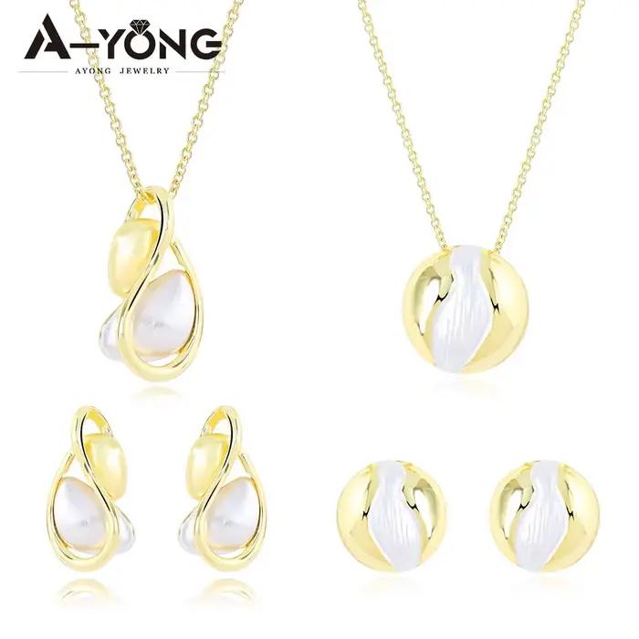 Ensemble de bijoux baroques vintage plaqué or 14 carats pour femmes occasions spéciales bal de promo soirée anniversaire saint valentin