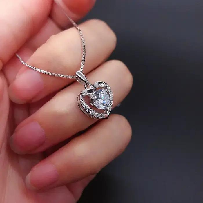 Collier coeur d'amour en or 14 carats pour femme