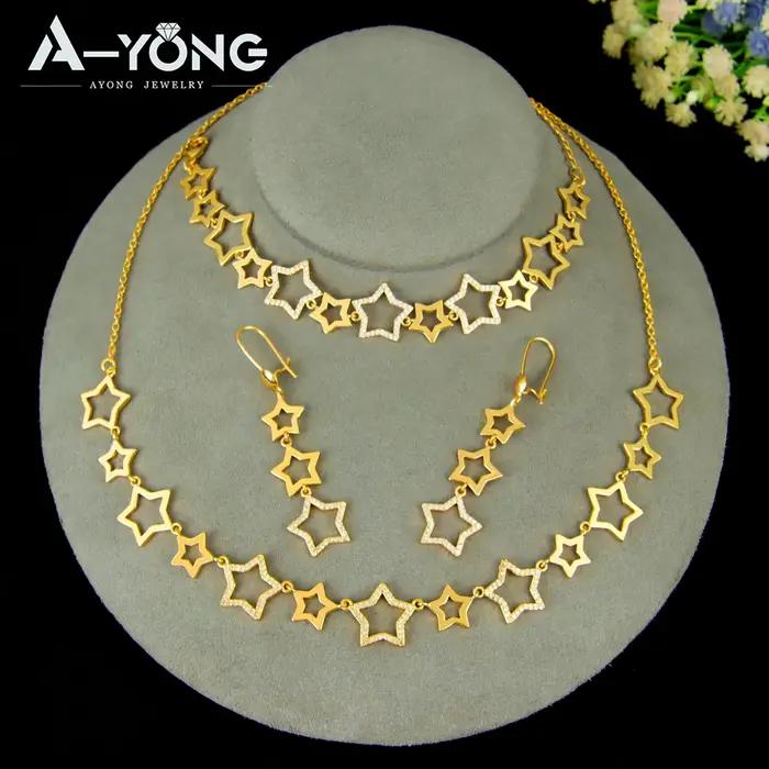 Ensemble de bijoux en zircone plaqué or 21 carats