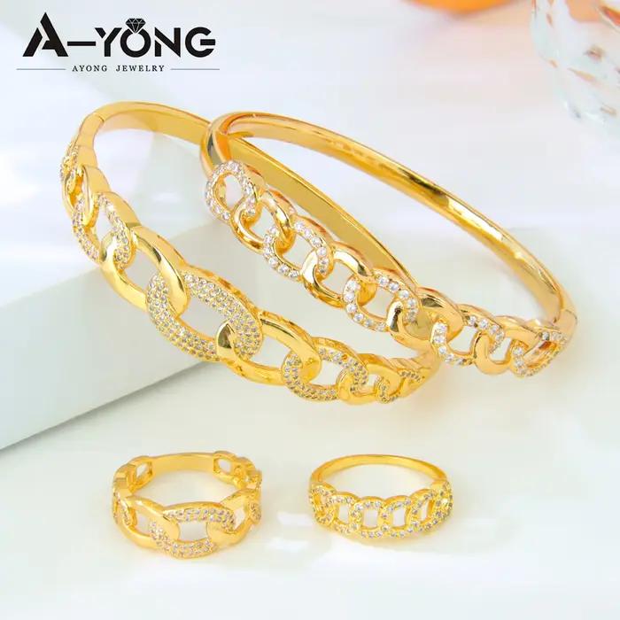 Ensemble de bijoux brésiliens en zircone plaqué or 21 carats