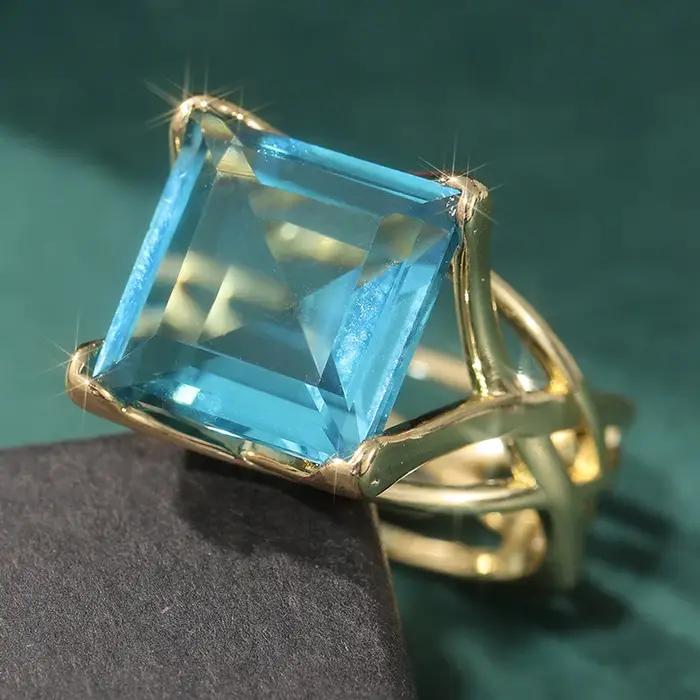 Bague ajourée sertie de zirconium bleu en plaqué or 14k pour femmes romantique cadeau de fiançailles alliance de mariage occasions spéciales