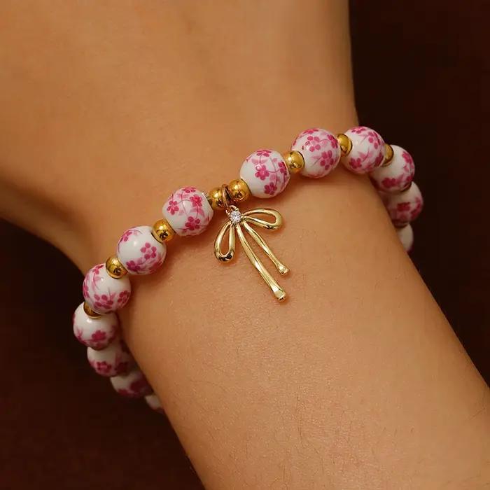 Bracelet en céramique avec nœud fait à la main, bleu et blanc, corde élastique réglable chinoise, pendentif pour fille à la mode, accessoires cadeau
