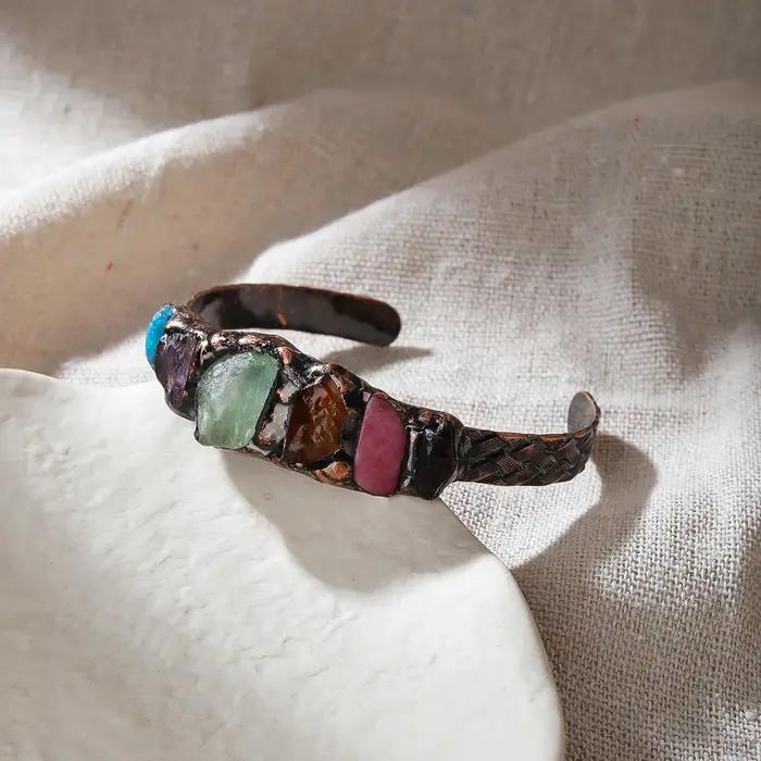 Bracelet en pierres précieuses en bronze Labradorite naturelle bohème rétro élégant à offrir pour femmes occasions spéciales