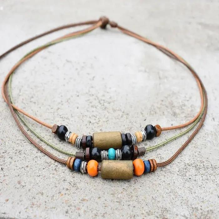 Collier en bois vintage style ethnique boho chic pour femmes multicouche réglable occasions spéciales
