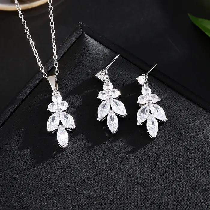 ZAKOL classique Marique feuille AAA Zircon boucles d'oreilles collier ensemble de bijoux de mariage avec boîte rose