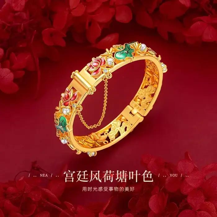 Bracelet en or AU750, design orchidée en émail antique