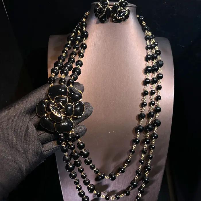 Ensemble de bijoux vintage à la mode pour femmes, collier fleur 3D émail plaqué or, boucles d'oreilles, chaîne extra-longue occasions spéciales