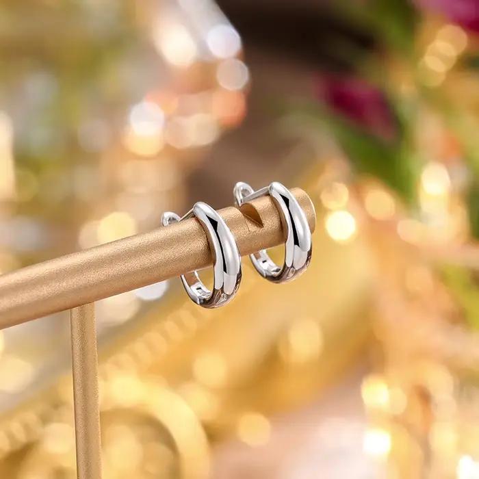 Boucles d'oreilles créoles simples en argent sterling 925 rondes minimalistes bijoux de mariage élégants pour femme cadeau anniversaire