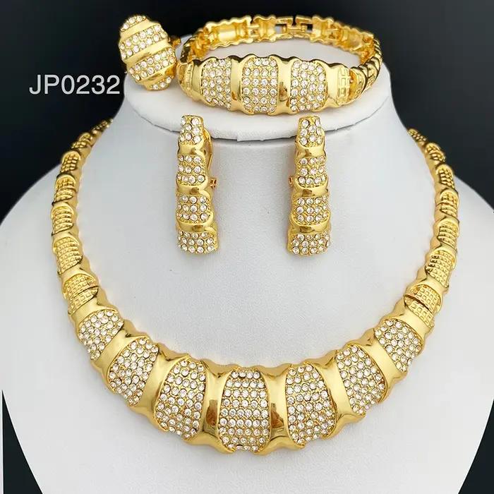 Ensemble de bijoux de luxe plaqué or 18 carats pour femme collier boucles d'oreilles bracelet bague bamboo knots design italien nouveau élégant sophistiqué occasions spéciales mariage fête des mères